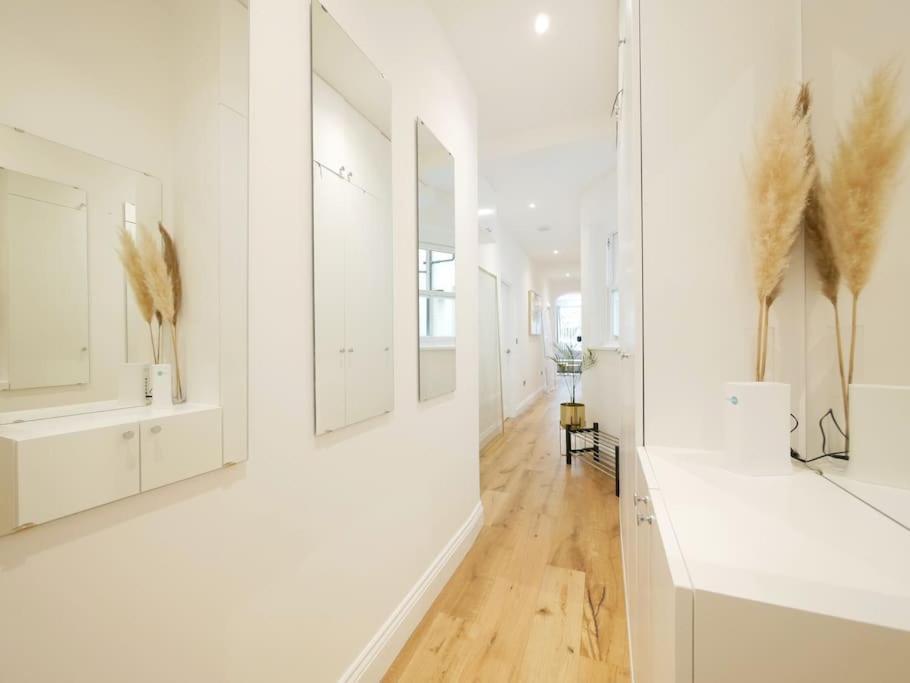 Newly Refurbished 2 Bed Apartment In Paddington Лондон Экстерьер фото